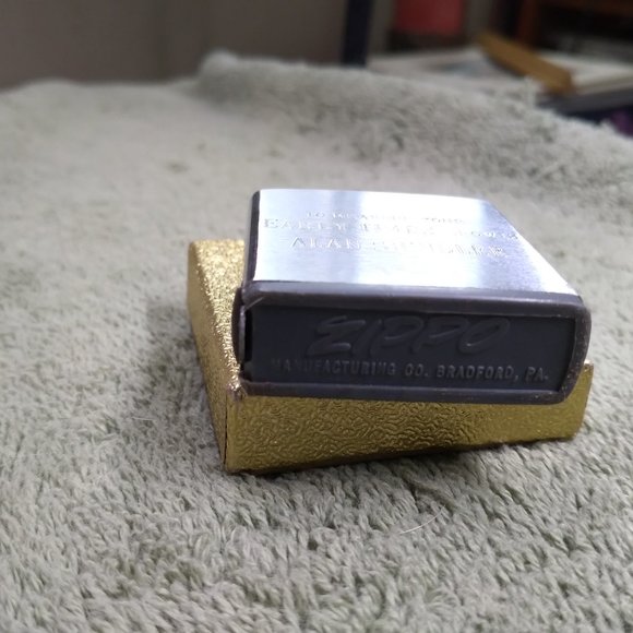 Rare engraved collectable zippo Tape measure - Picture 3 of 3